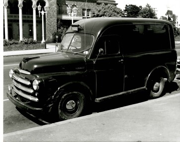 Photograph (police car), 1954