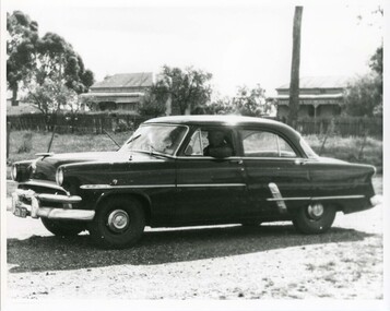 Photograph (police car), 1954