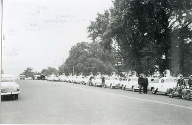 Photograph (police car)