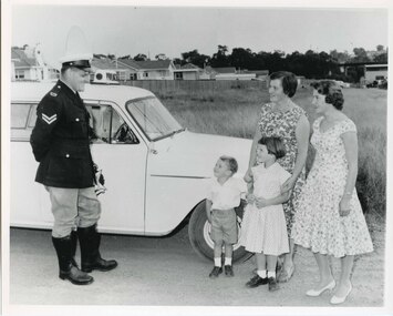 Photograph (police car)