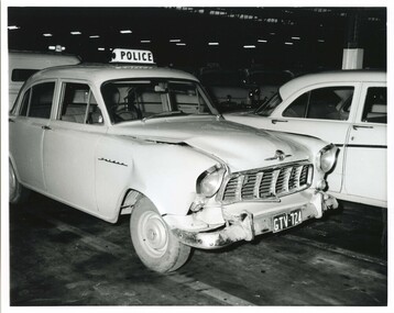 Photograph (police car)