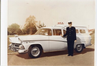 Photograph (police car)