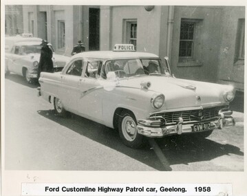 Photograph (police car)