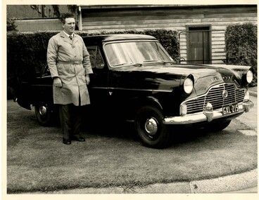 Photograph (police car)