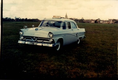 Photograph (police car)