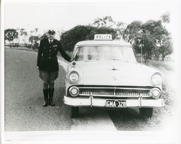 Photograph (police car)