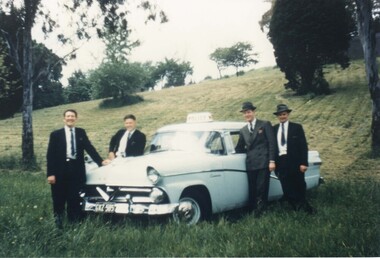 Photograph (police car)