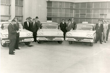 Photograph (police car)