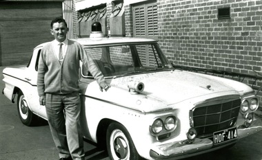 Photograph (police car)