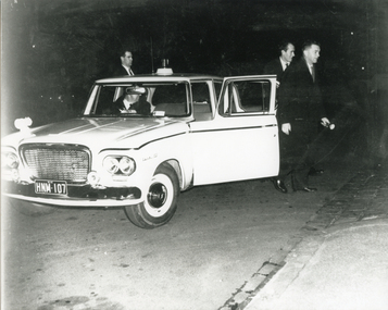 Photograph (police car)