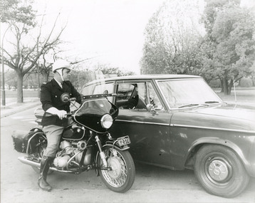 Photograph (police car)