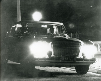 Photograph (police car)