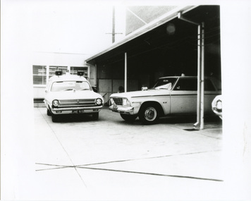 Photograph (police car)