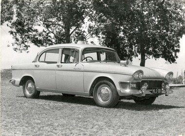 Photograph (police car)