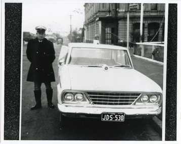 Photograph (police car)