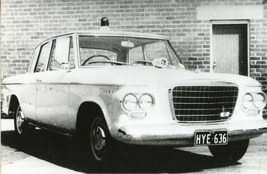 Photograph (police car)
