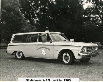 Photograph (police car)