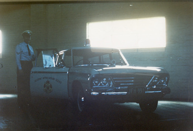 Photograph (police car)