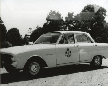 Photograph (police car)