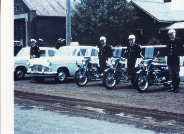 Photograph (police car)