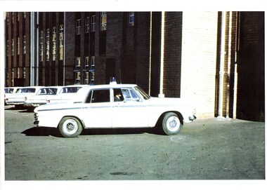 Photograph (police car)
