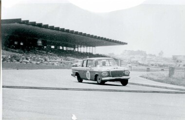 Photograph (racing car)