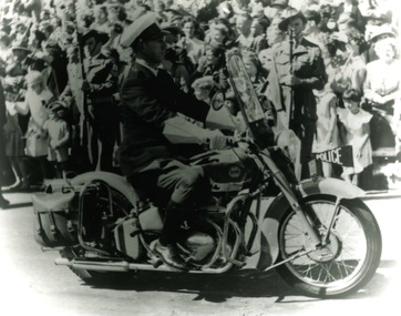 Photograph (police motorcycle)