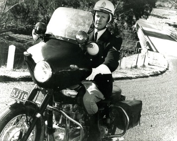 Photograph (police motorcycle)