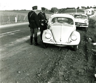 photograph (police car)