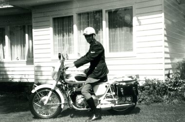 Photograph (police motorcycle)