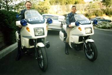 Photograph (police motorcycle)
