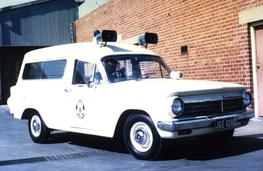 Photograph (police car)