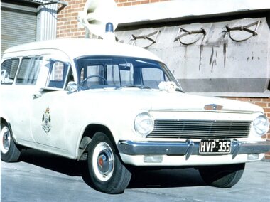 Photograph (police car)