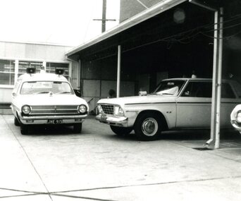 Photograph (police car)