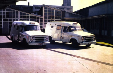 Photograph (police car)