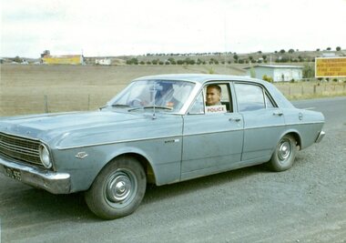 Photograph (police car)