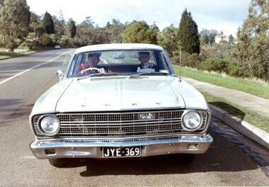 Photograph (police car)