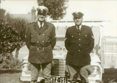 Photograph (police car)
