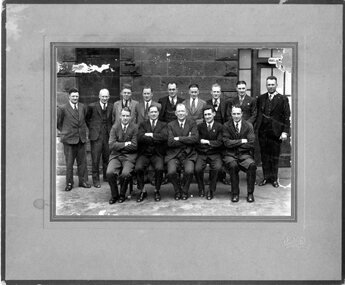 Photograph (Victoria Police D24), Police Officers - inventors of wireless patrol, 1920s