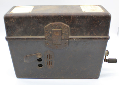 WW2 Field Telephone/Communication Instrument; German