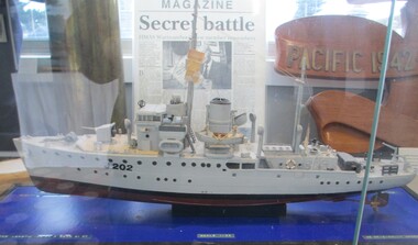 Model - HMAS Warrnambool J202 model warship