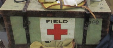 Equipment - Large Field Red Cross box