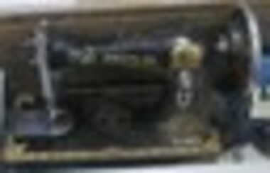 Machine - Sewing Machine - Jones