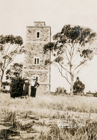 Photograph, Shire of Eltham War Memorial, Memorial Park, Garden Hill, Eltham-Yarra Glen Road, Kangaroo Ground, c.1936, 1936c