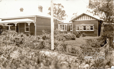 Photograph, Peter Bassett-Smith, 22 York Street, Eltham (renumbered 28), c.1933, c.1933