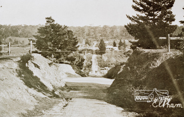 Photograph, Eltham (Bridge Street)