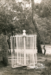 Photograph, George W. Bell, Eltham Cemetery, 1960c