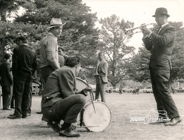 Photograph, George W. Bell, Australia Day 1968; Members Macedonian Society hold get-together at Lower Eltham Park, 1968_01_26