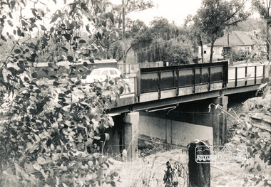 Photograph, Mountain View Road railway bridge, Montmorency