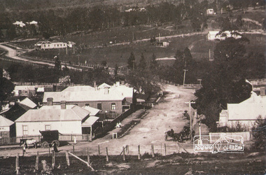 Photograph, Chute Street, Diamond Creek, 1910, looking east, 1910